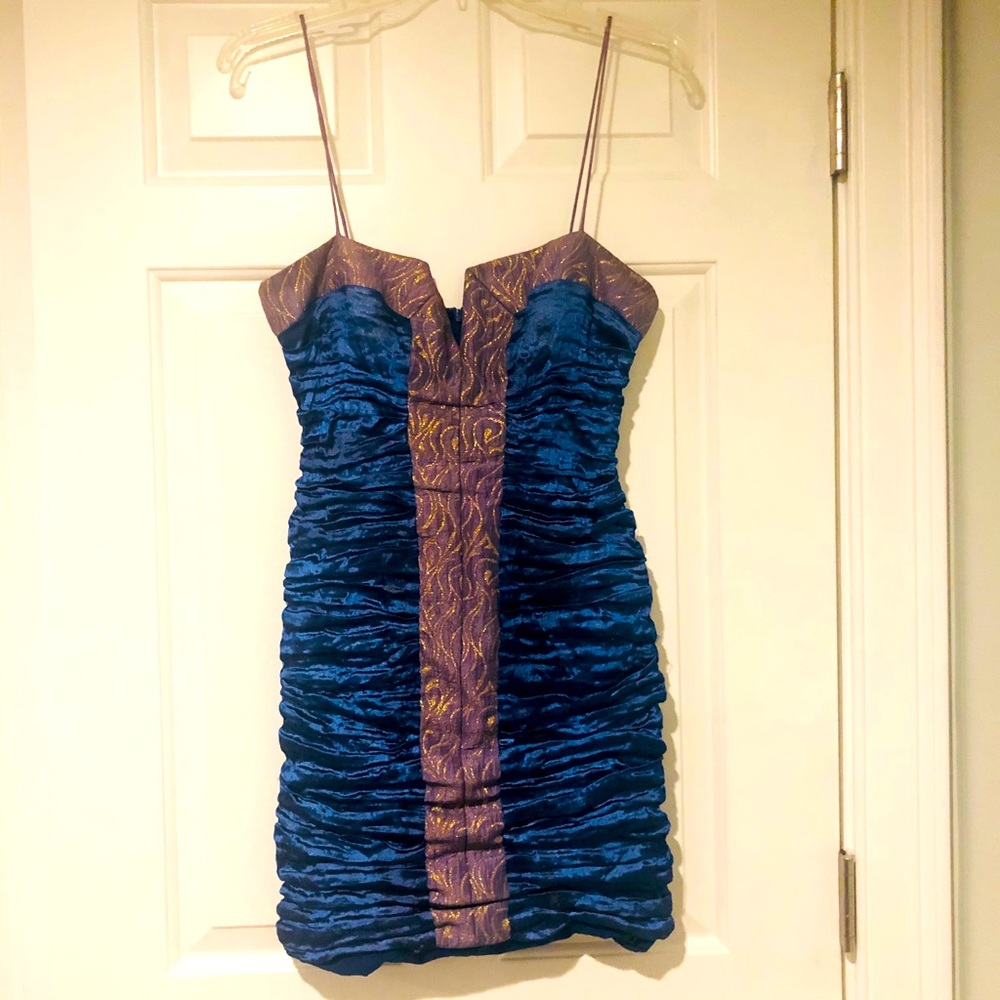 Nicole Miller blue mini cocktail dress size 6